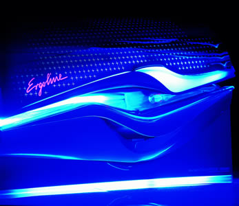 Contoured acrylic designed for optimum comfort and eliminate pressure areas